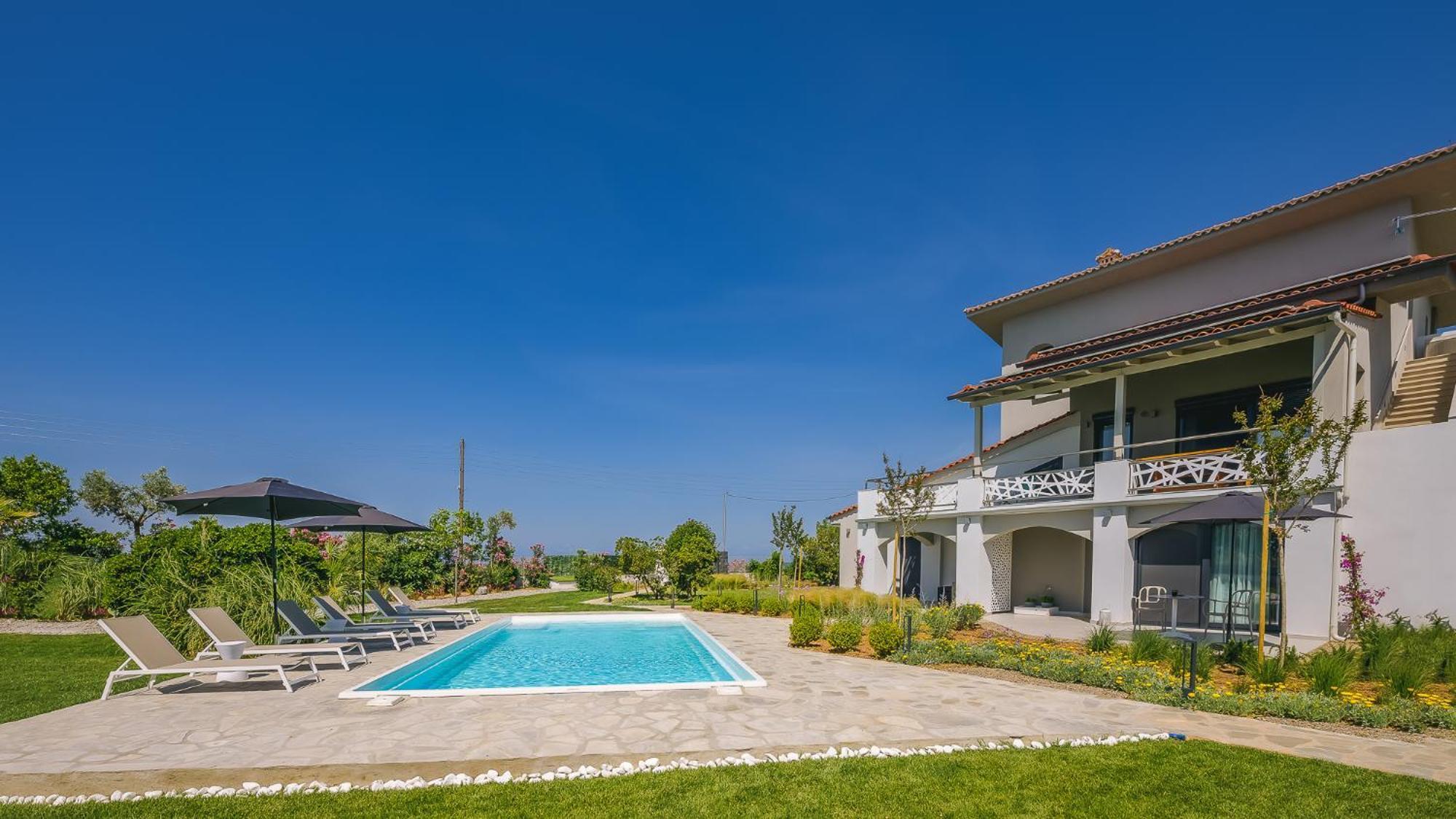 Electra Beachfront Suites, Nea Irakleia Exterior foto