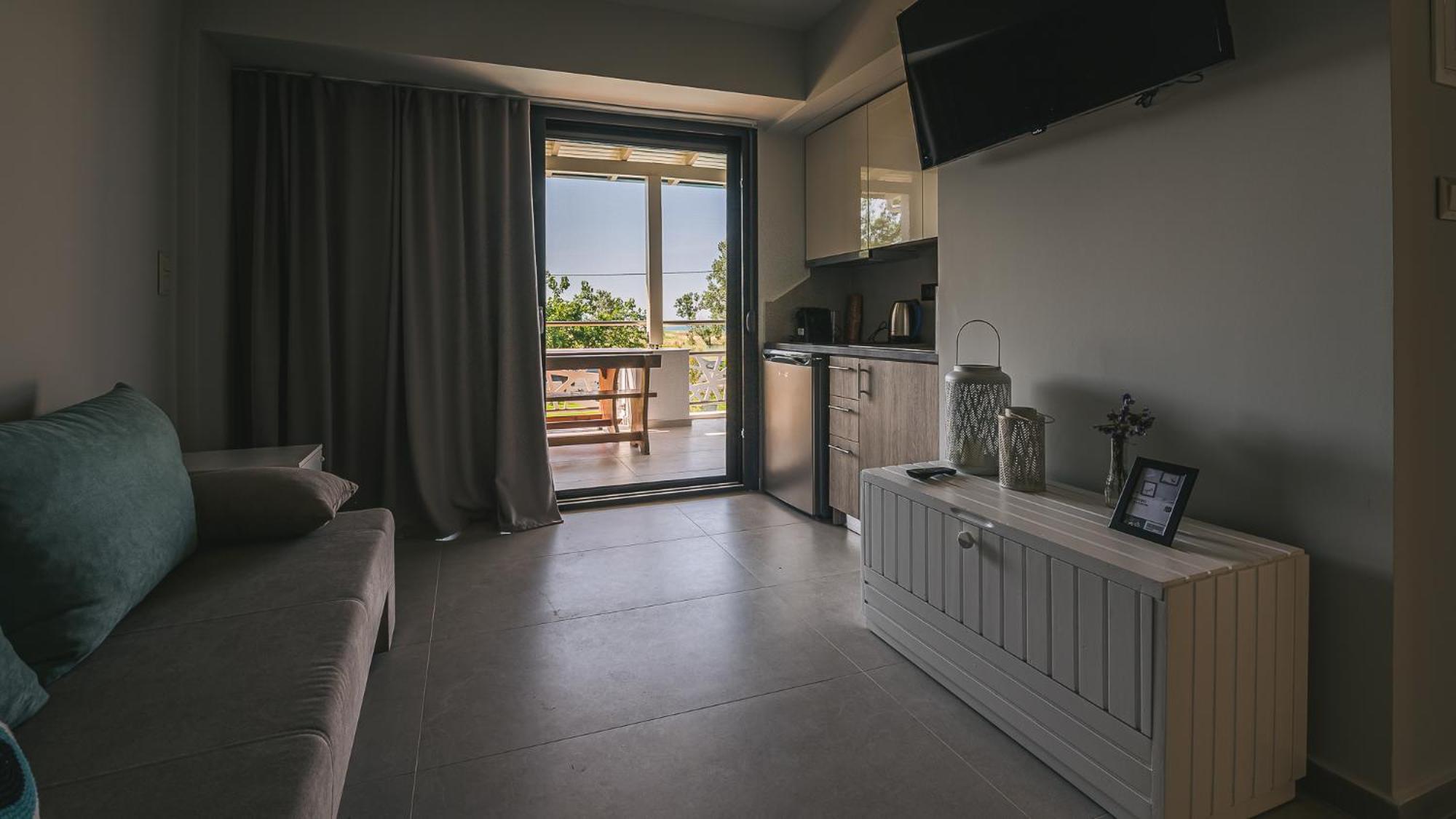 Electra Beachfront Suites, Nea Irakleia Exterior foto